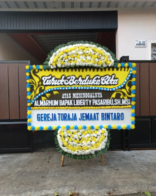 Papan Bunga Duka di Kadudampit
