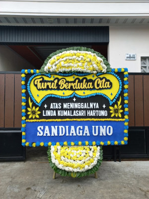 Papan Bunga Duka di Kadudampit