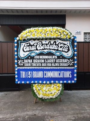 Papan Bunga Duka di Kadudampit